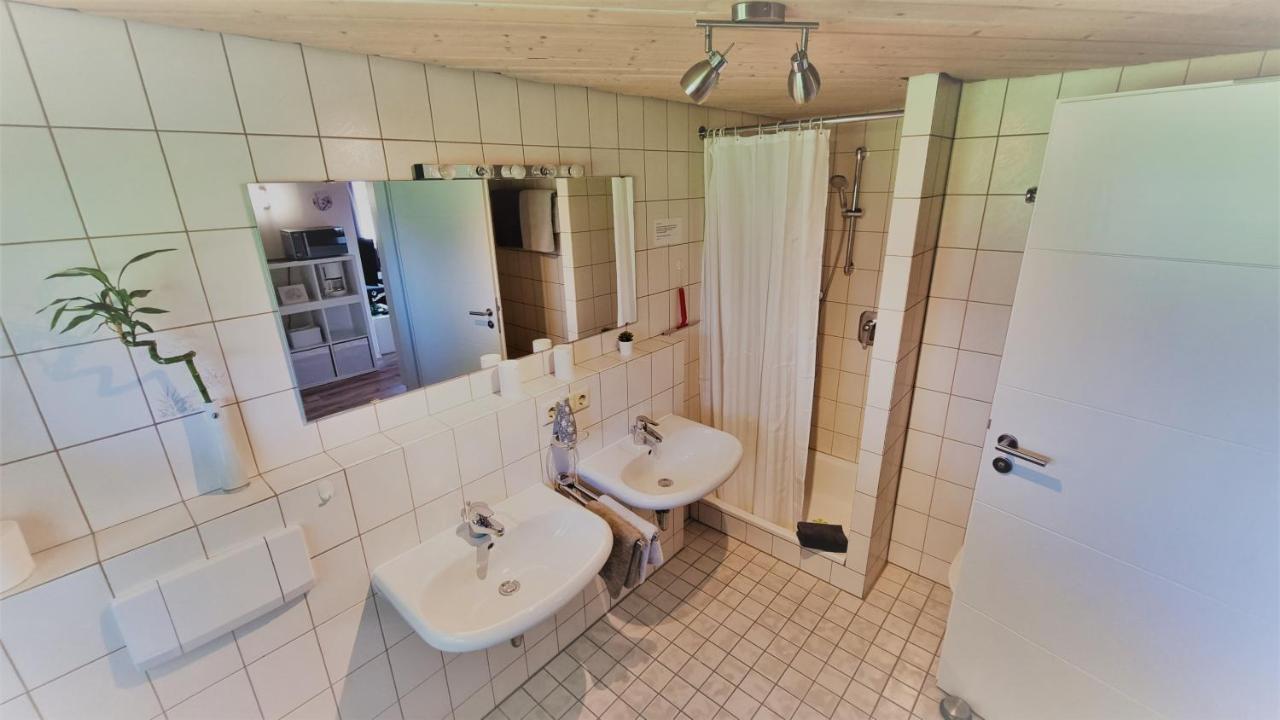 Wohnung #5 mit Balkon - zentrale dennoch ruhige Lage mit Terrasse - Stadtbus vor der Tür! Lindau  Exterior foto